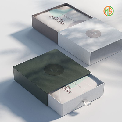 Low-cost packaging box